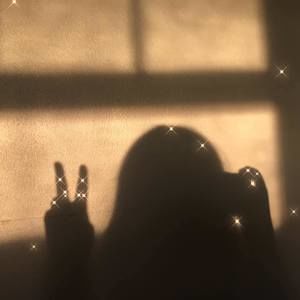 Meet your Posher, Caydence